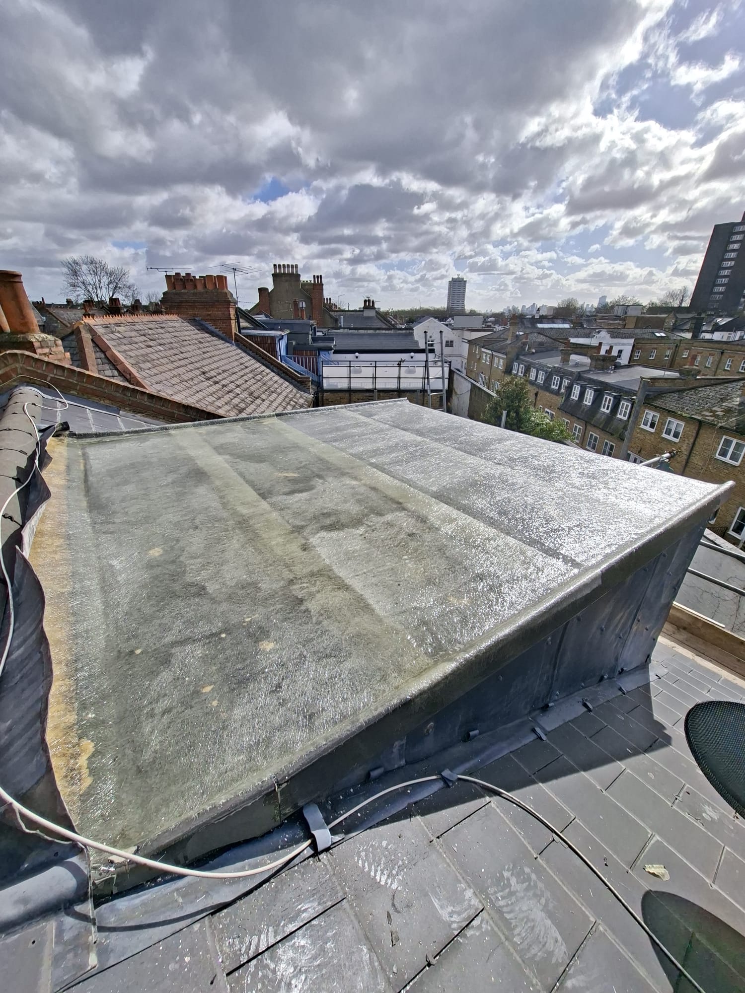 Fibreglass flat roof with London city views